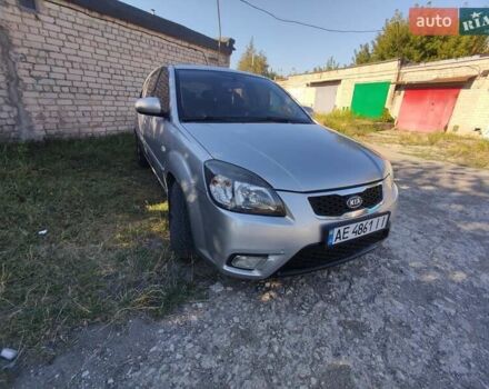 Сірий Кіа Ріо, об'ємом двигуна 1.4 л та пробігом 196 тис. км за 6300 $, фото 5 на Automoto.ua