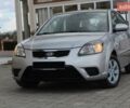 Сірий Кіа Ріо, об'ємом двигуна 1.4 л та пробігом 165 тис. км за 5590 $, фото 7 на Automoto.ua
