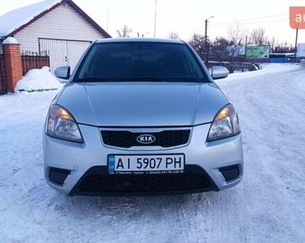 Серый Киа Рио, объемом двигателя 1.4 л и пробегом 240 тыс. км за 4500 $, фото 8 на Automoto.ua