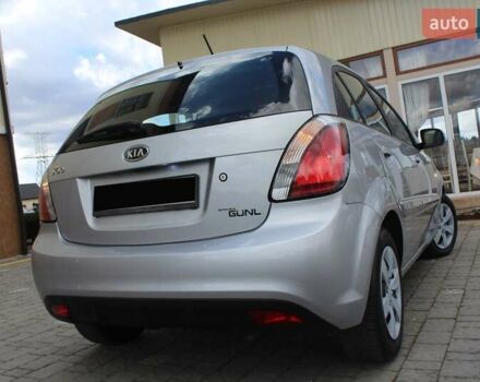 Сірий Кіа Ріо, об'ємом двигуна 1.4 л та пробігом 165 тис. км за 5590 $, фото 33 на Automoto.ua