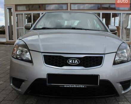 Сірий Кіа Ріо, об'ємом двигуна 1.4 л та пробігом 165 тис. км за 5590 $, фото 21 на Automoto.ua