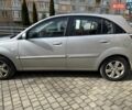 Сірий Кіа Ріо, об'ємом двигуна 1.4 л та пробігом 165 тис. км за 4600 $, фото 2 на Automoto.ua