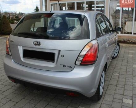Сірий Кіа Ріо, об'ємом двигуна 1.4 л та пробігом 165 тис. км за 5590 $, фото 35 на Automoto.ua