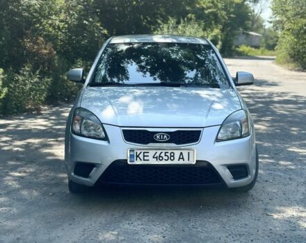 Сірий Кіа Ріо, об'ємом двигуна 1.4 л та пробігом 173 тис. км за 4313 $, фото 1 на Automoto.ua
