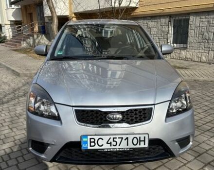 Сірий Кіа Ріо, об'ємом двигуна 1.4 л та пробігом 165 тис. км за 4600 $, фото 1 на Automoto.ua