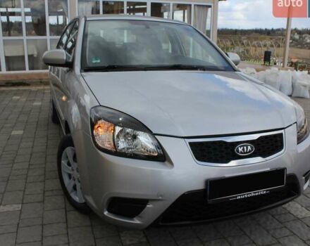 Сірий Кіа Ріо, об'ємом двигуна 1.4 л та пробігом 165 тис. км за 5590 $, фото 19 на Automoto.ua