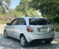Сірий Кіа Ріо, об'ємом двигуна 1.4 л та пробігом 173 тис. км за 4313 $, фото 5 на Automoto.ua