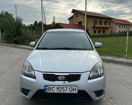 Серый Киа Рио, объемом двигателя 1.4 л и пробегом 156 тыс. км за 4000 $, фото 5 на Automoto.ua