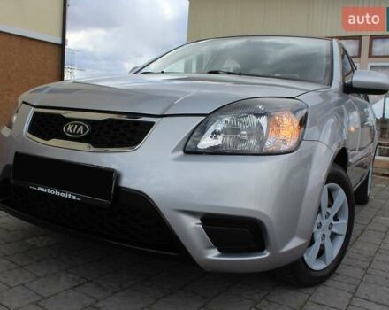 Сірий Кіа Ріо, об'ємом двигуна 1.4 л та пробігом 165 тис. км за 5590 $, фото 11 на Automoto.ua