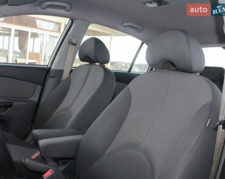 Сірий Кіа Ріо, об'ємом двигуна 1.4 л та пробігом 165 тис. км за 5590 $, фото 60 на Automoto.ua