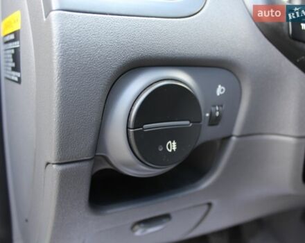 Сірий Кіа Ріо, об'ємом двигуна 1.4 л та пробігом 165 тис. км за 5590 $, фото 61 на Automoto.ua