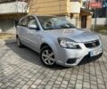 Сірий Кіа Ріо, об'ємом двигуна 1.4 л та пробігом 165 тис. км за 4600 $, фото 1 на Automoto.ua