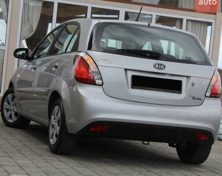 Сірий Кіа Ріо, об'ємом двигуна 1.4 л та пробігом 165 тис. км за 5590 $, фото 29 на Automoto.ua