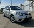 Сірий Кіа Ріо, об'ємом двигуна 1.4 л та пробігом 70 тис. км за 5600 $, фото 1 на Automoto.ua