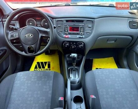 Серый Киа Рио, объемом двигателя 1.4 л и пробегом 158 тыс. км за 6300 $, фото 38 на Automoto.ua
