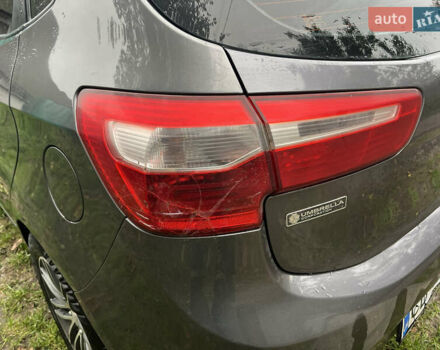 Серый Киа Рио, объемом двигателя 1.4 л и пробегом 277 тыс. км за 6200 $, фото 8 на Automoto.ua