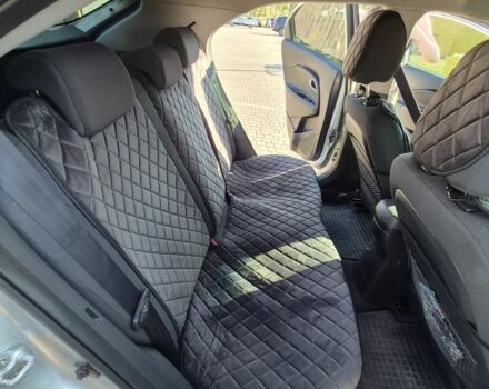Серый Киа Рио, объемом двигателя 1.4 л и пробегом 254 тыс. км за 6497 $, фото 14 на Automoto.ua