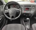 Сірий Кіа Ріо, об'ємом двигуна 1.4 л та пробігом 182 тис. км за 5850 $, фото 9 на Automoto.ua
