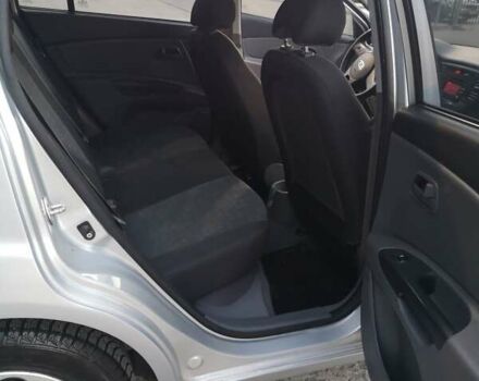 Серый Киа Рио, объемом двигателя 1.4 л и пробегом 178 тыс. км за 6800 $, фото 32 на Automoto.ua
