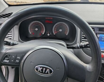 Серый Киа Рио, объемом двигателя 1.6 л и пробегом 182 тыс. км за 6500 $, фото 6 на Automoto.ua
