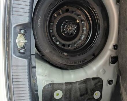 Серый Киа Рио, объемом двигателя 1.12 л и пробегом 244 тыс. км за 4850 $, фото 27 на Automoto.ua