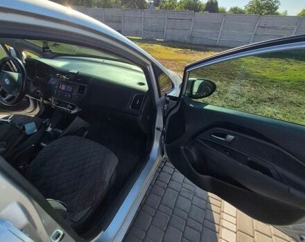 Сірий Кіа Ріо, об'ємом двигуна 1.4 л та пробігом 254 тис. км за 6500 $, фото 26 на Automoto.ua