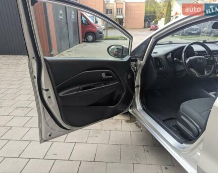 Серый Киа Рио, объемом двигателя 1.12 л и пробегом 244 тыс. км за 4850 $, фото 25 на Automoto.ua