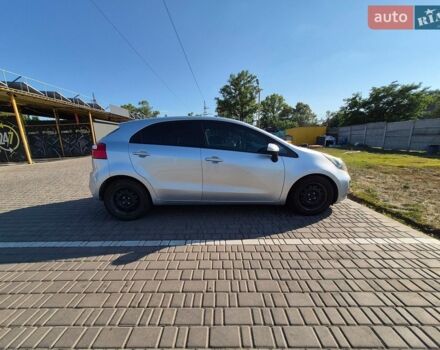 Сірий Кіа Ріо, об'ємом двигуна 1.4 л та пробігом 254 тис. км за 6500 $, фото 6 на Automoto.ua
