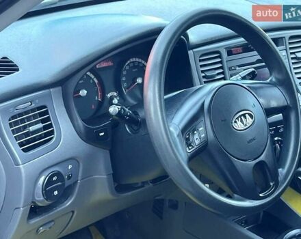 Серый Киа Рио, объемом двигателя 1.4 л и пробегом 158 тыс. км за 6300 $, фото 17 на Automoto.ua