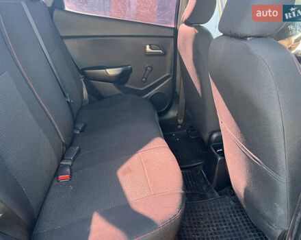Серый Киа Рио, объемом двигателя 1.4 л и пробегом 277 тыс. км за 6200 $, фото 11 на Automoto.ua