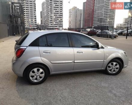 Серый Киа Рио, объемом двигателя 1.4 л и пробегом 178 тыс. км за 6800 $, фото 11 на Automoto.ua