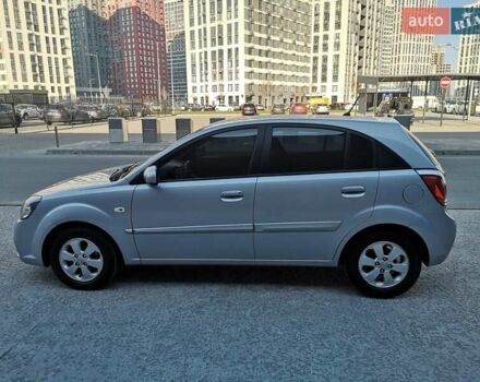 Серый Киа Рио, объемом двигателя 1.4 л и пробегом 178 тыс. км за 6800 $, фото 8 на Automoto.ua