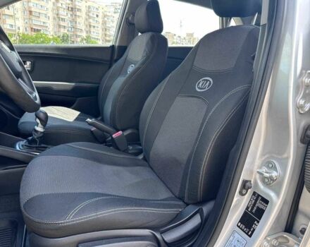 Серый Киа Рио, объемом двигателя 1.4 л и пробегом 62 тыс. км за 7990 $, фото 8 на Automoto.ua