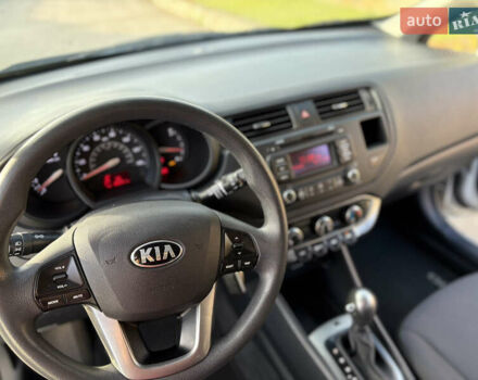Серый Киа Рио, объемом двигателя 1.59 л и пробегом 138 тыс. км за 7800 $, фото 9 на Automoto.ua