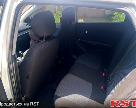 Серый Киа Рио, объемом двигателя 1.6 л и пробегом 240 тыс. км за 7400 $, фото 3 на Automoto.ua