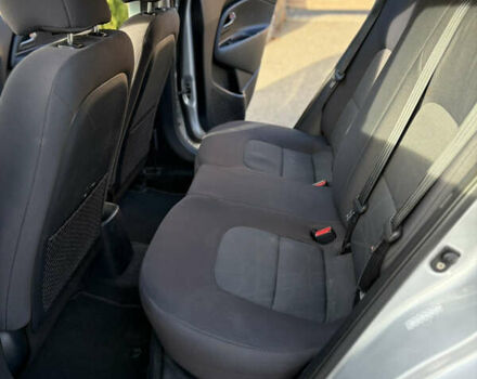 Серый Киа Рио, объемом двигателя 1.59 л и пробегом 138 тыс. км за 7800 $, фото 14 на Automoto.ua