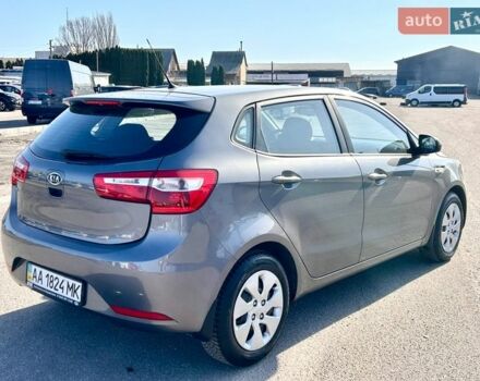 Сірий Кіа Ріо, об'ємом двигуна 1.4 л та пробігом 80 тис. км за 8200 $, фото 4 на Automoto.ua