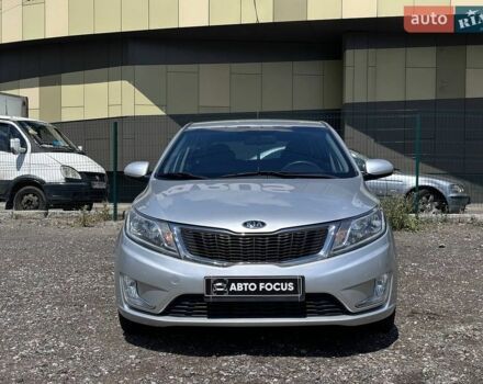 Сірий Кіа Ріо, об'ємом двигуна 1.4 л та пробігом 62 тис. км за 7990 $, фото 2 на Automoto.ua