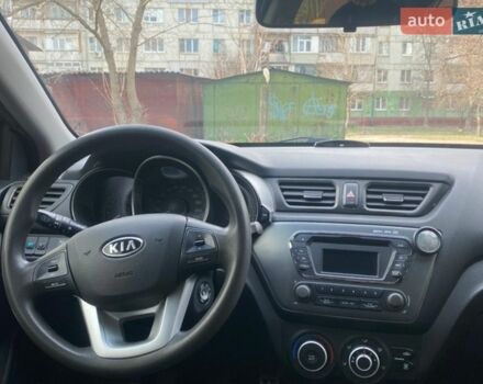 Сірий Кіа Ріо, об'ємом двигуна 1.4 л та пробігом 119 тис. км за 7450 $, фото 9 на Automoto.ua