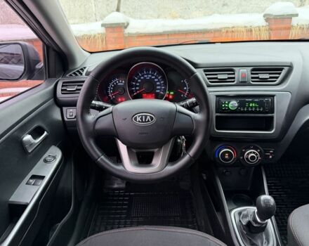 Сірий Кіа Ріо, об'ємом двигуна 1.4 л та пробігом 177 тис. км за 5450 $, фото 8 на Automoto.ua