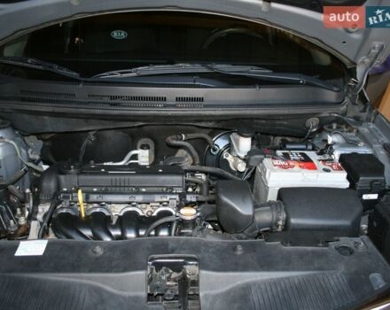 Сірий Кіа Ріо, об'ємом двигуна 1.4 л та пробігом 116 тис. км за 6500 $, фото 12 на Automoto.ua