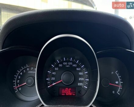 Сірий Кіа Ріо, об'ємом двигуна 1.4 л та пробігом 62 тис. км за 7990 $, фото 15 на Automoto.ua
