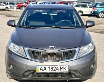 Сірий Кіа Ріо, об'ємом двигуна 1.4 л та пробігом 80 тис. км за 8200 $, фото 1 на Automoto.ua