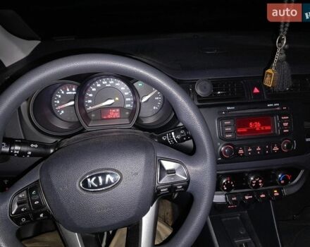 Серый Киа Рио, объемом двигателя 1.12 л и пробегом 194 тыс. км за 7200 $, фото 4 на Automoto.ua