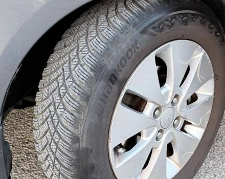 Серый Киа Рио, объемом двигателя 1.6 л и пробегом 104 тыс. км за 8000 $, фото 9 на Automoto.ua