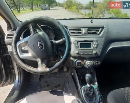 Серый Киа Рио, объемом двигателя 1.4 л и пробегом 198 тыс. км за 6700 $, фото 7 на Automoto.ua