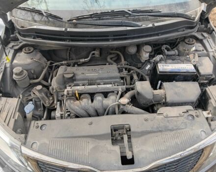 Сірий Кіа Ріо, об'ємом двигуна 0 л та пробігом 3 тис. км за 8000 $, фото 5 на Automoto.ua