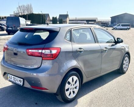 Сірий Кіа Ріо, об'ємом двигуна 1.4 л та пробігом 80 тис. км за 8200 $, фото 4 на Automoto.ua