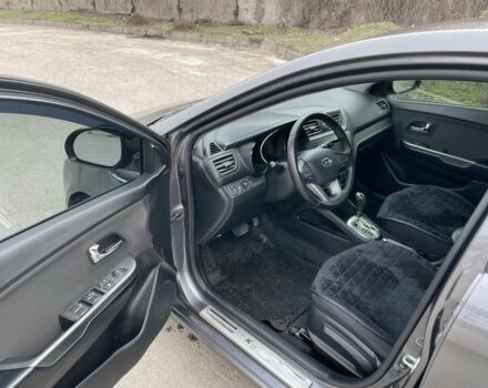 Сірий Кіа Ріо, об'ємом двигуна 1.6 л та пробігом 156 тис. км за 8800 $, фото 8 на Automoto.ua