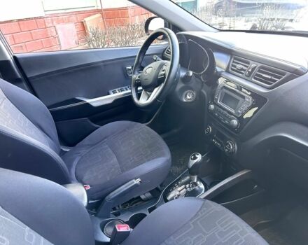 Сірий Кіа Ріо, об'ємом двигуна 1.6 л та пробігом 145 тис. км за 8200 $, фото 4 на Automoto.ua